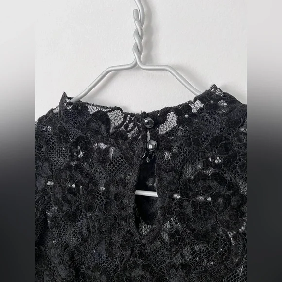 BNWT Black Lace Longsleeve Mockneck Top with Tank Top 👚 - Picture 3 of 6